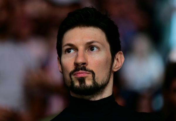 Le cofondateur de Telegram, Pavel Durov, assistant à un combat de MMA entre le Russe Said Nurmagomedov et l'Américain Mario Bautista à Abou Dhabi, le 25 octobre 2025 