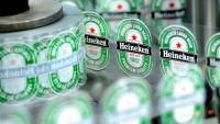 Heineken compte supprimer entre 5.000 et 6.000 emplois face à ce qu'il a qualifié de "conditions de marché difficiles"