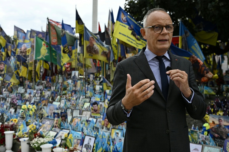 Le maire du Havre (Seine-Maritime) et président du parti Horizons Edouard Philippe, à Kiev le 26 mai 2026
