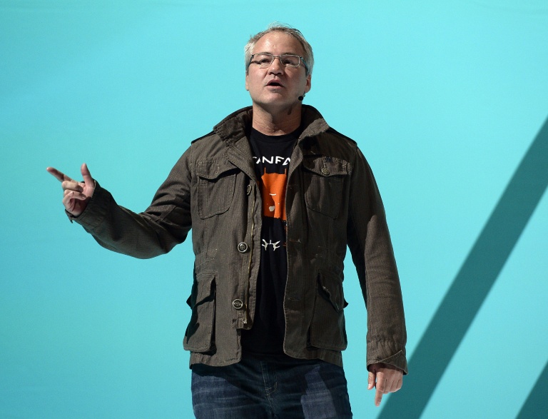 Vince Zampella, PDG de Respawn Entertainment, présente le jeu vidéo 