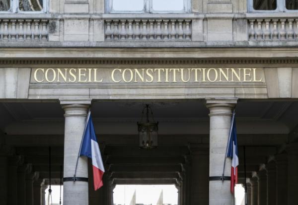 Le Conseil constitutionnel, qui avait été saisi de plusieurs recours, a validé jeudi la quasi-totalité du budget de l’État pour 2026, dernière étape avant sa promulgationLe Conseil constitutionnel, qui avait été saisi de plusieurs recours, a validé jeudi la quasi-totalité du budget de l’État pour 2026, dernière étape avant sa promulgation