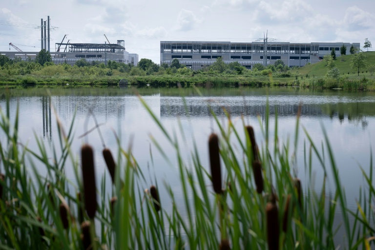 Un centre de données en construction à Stone Ridge, en Virginie, le 12 août 2026