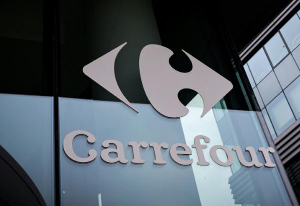 Carrefour a dévoilé mercredi son plan stratégique à horizon 2030, le troisième de l'ère Bompard, qui prévoit un milliard d'euros d'économie par an