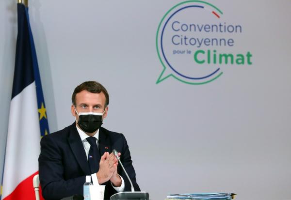 Le président Emmanuel Macron devant les membres de la Convention citoyenne pour le climat, Paris, le 14 décembre 2020