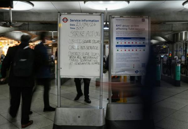 La station de métro Westminster dans le centre de Londres, le 21 avril 2024, nouvelle journée de grève à l'appel des conducteurs