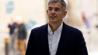 Le nouveau patron de la BBC Matt Brittin à son arrivée au siège du groupe à Londres le 18 mai 2026