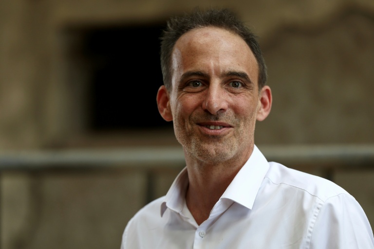 L'eurodéputé et patron de Place publique Raphaël Glucksmann le 14 juillet 2026 à Bruges, près de Bordeaux, en Gironde