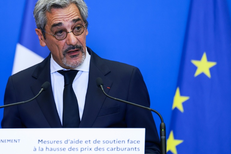 Le ministre des PME Serge Papin lors d'une conférence de presse à Paris, le 22 septembre 2026