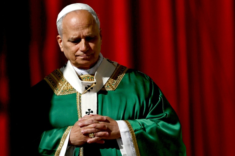 Le pape Léon XIV lors de la messe jubilaire de la vie consacrée, place Saint-Pierre au Vatican, le 9 octobre 2025