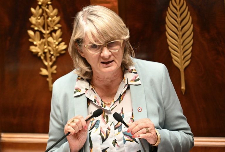 La députée PS Marie-Noëlle Battistel, s'exprime à l'Assemblée nationale, à Paris, le 12 octobre 2023