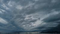 Nuages orageux le 20 mai 2025 dans le sud-est de la France, ici à Cannes