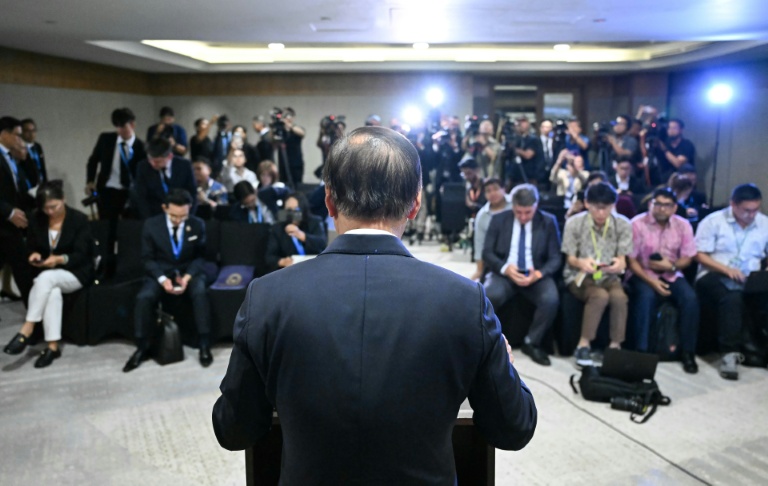 Conférence de presse à l'issue de la réunion des ministres des Affaires étrangères de l'Asean  à Kuala Lumpur le 22 décembre 2025