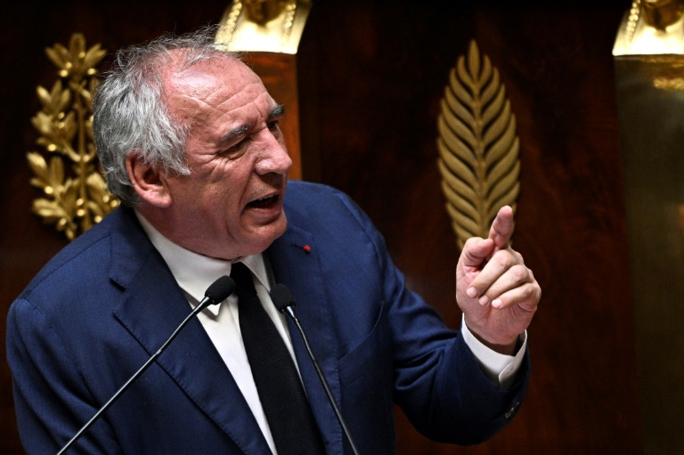 Le Premier ministre français François Bayrou s'exprime à l'Assemblée nationale, à Paris, le 1er juillet 2025