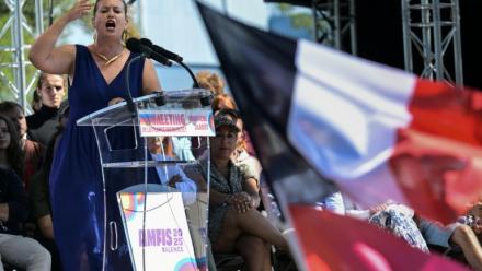 Mathilde Panot lors des universités d'été de La France Insoumise à Châteauneuf-sur-Isère dans la Drôme le 24 août 2025