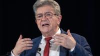 Jean-Luc Mélenchon, leader de LFI, lors d'un meeting à Paimpont, le 14 juillet 2026 en Ille-et-Vilaine