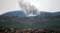 Un panache de fumée après une frappe aérienne israélienne sur le village de Zibqin, dans le sud du Liban, le 17 mai 2026 