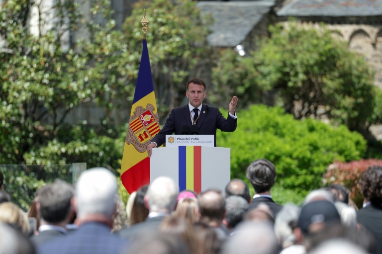 Le président français et coprince d'Andorre Emmanuel Macron le 28 avril 2026 à Andorre-la-Vieille