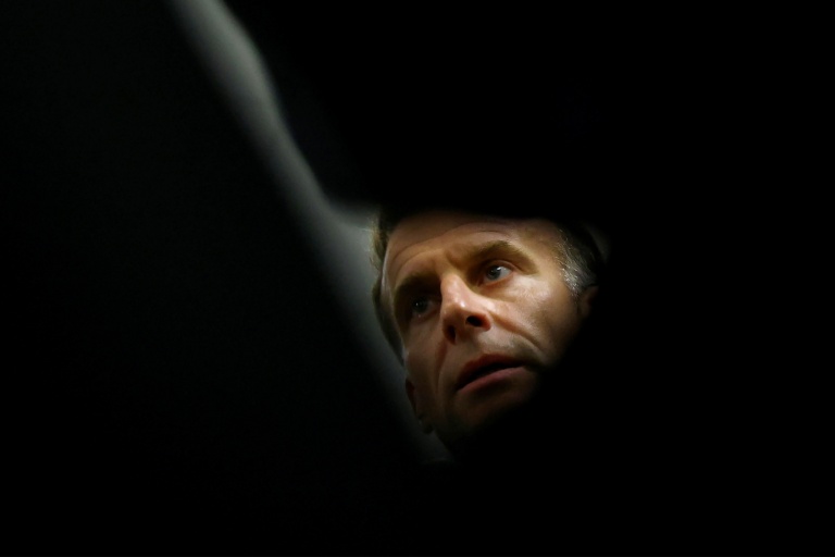 Le président Emmanuel Macron le 23 octobre 2026 à Trappes, dans les Yvelines