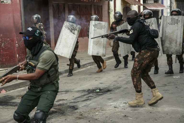 Des forces de sécurité malgaches se déploient lors des manifestations à
Antananarivo le 3 octobre 2025