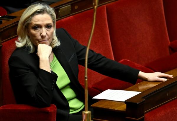Marine Le Pen à l'Assemblée nationale, à Paris, le 10 décembre 2025