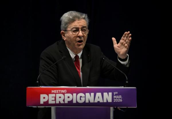 Le fondateur de La France insoumise Jean-Luc Mélenchon lors d'un meeting le 1er mars 2026 à Perpignan
