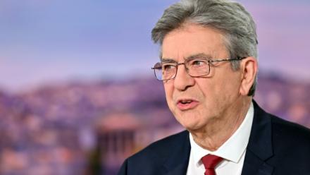 Le leader de La France insoumise Jean-Luc Mélenchon sur TF1 à Boulogne-Billancourt, dans les Hauts-de-Seine le 3 mai 2026