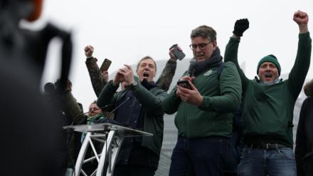 Des agriculteurs manifestent devant le Parlement européen à Strasbourg le 21 janvier 2026