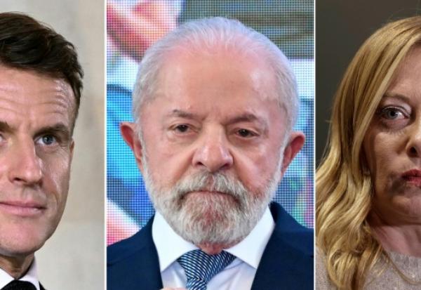 Ce montage de photos d'archives, montre le président Emmanuel Macron à Paris le 13 novembre 2025, le président Luiz Inácio Lula da Silva à Brasilia le 5 août 2025, et la Première ministre Giorgia Meloni lors d'une conférence à Johannesburg le 23 novembre 2025