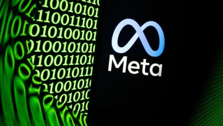 Meta a lancé mercredi des formules payantes d'abonnement pour ses applications phares, une étape majeure pour le géant technologique qui cherche à réduire sa dépendance à la publicité