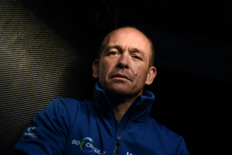 Le skipper Kevin Escoffier à bord du monocoque Imoca Holcim-PRB à Saint-Malo, le 3 novembre 2022