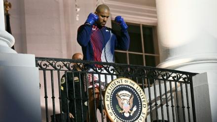 Le combattant français de MMA Ciryl Gane avant son combat contre le Brésilien Alex Pereira lors de l'"UFC Freedom 250", à la Maison Blanche, le 14 juin 2026