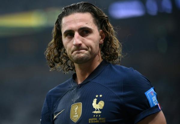 Adrien Rabiot avec le maillot de l'équipe de France lors de la finale du Mondial-2022 contre l'Argentine, le 18 décembre 2022 à Doha