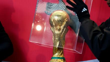 Le trophée de la Coupe du Monde 2026 présenté à New York le 2 juin 2026