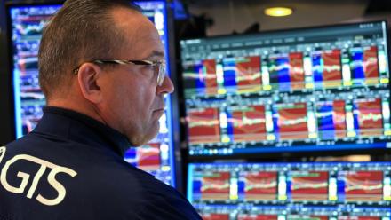 Un opérateur à la Bourse de New York le 20 avril 2026