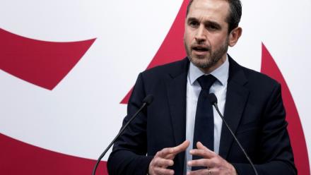 Le secrétaire général du PS Pierre Jouvet lors d'une conférence de presse à Paris, le 26 janvier 2026