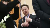 Elon Musk reçoit une médaille scientifique à la à Washington, le 8 octobre 2026