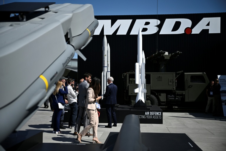 Des équipements militaires du missilier européen MBDA présenté au salon du Bourget, le 18 juin 2025