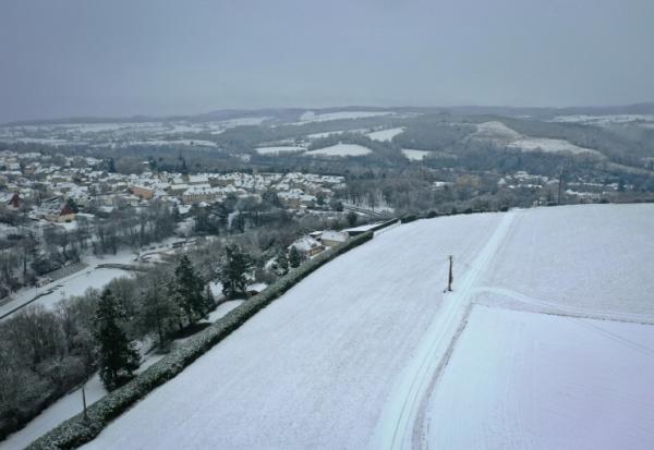 Manteau de neige à Thury-Harcourt-le-Hom (Normandie), le 5 janvier 2026
