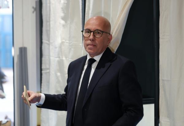 Éric Ciotti, candidat UDR-RN  à la mairie de Nice vote au premier tour des élections municipales, le 15 mars 2026 à Nice 