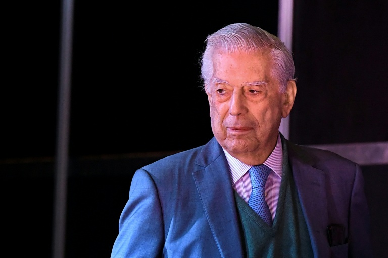 L'écrivain péruvien Mario Vargas Llosa à Buenos Aires, le 6 mai 2022