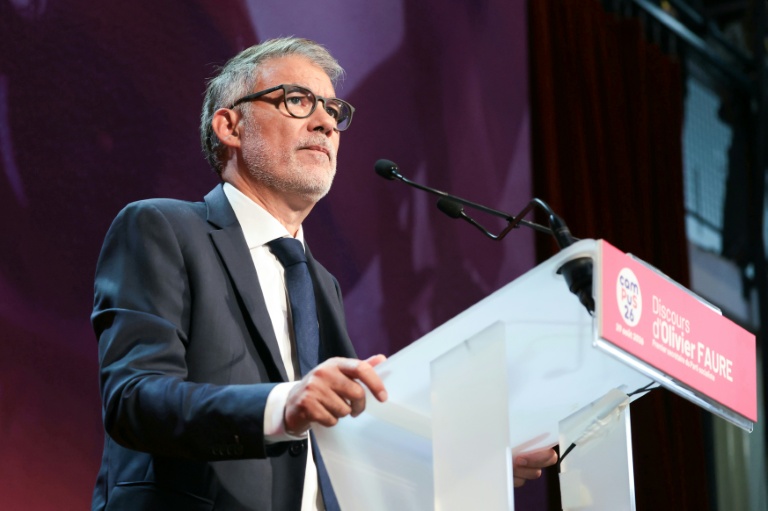 Le premier secrétaire du Parti socialiste, Olivier Faure s'exprime lors de l'université d'été de son  parti, le 29 août 2026 à Blois 