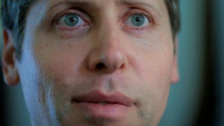 Le patron d'OpenAI, Sam Altman, ici en discussion avec la presse à Washington le 3 janvier 2026, considère que cette prise de participation représente le meilleur moyen de partager les bénéfices de l'intelligence artificielle.

pen AI CEO Sam Altman Meets With Lawmakers And Administration Officials In D.C.