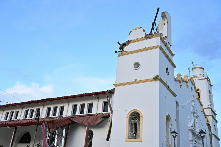 La cathédrale de Penonomé a été endommagée après un séisme de magnitude 7,7 au Panama, le 9 octobre 2026