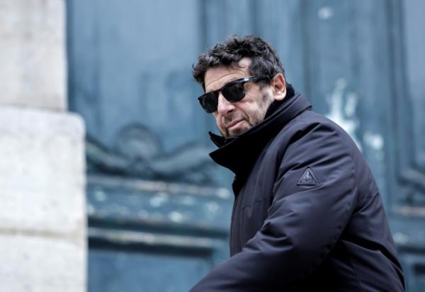 Le chanteur et comédien Patrick Bruel le 10 décembre 2024 à Paris