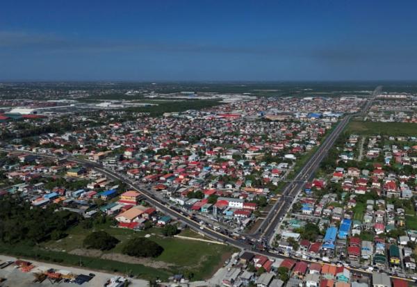 Vue aérienne de Georgetown, capitale du Guyana, le 26 août 2025