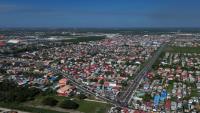 Vue aérienne de Georgetown, capitale du Guyana, le 26 août 2025
