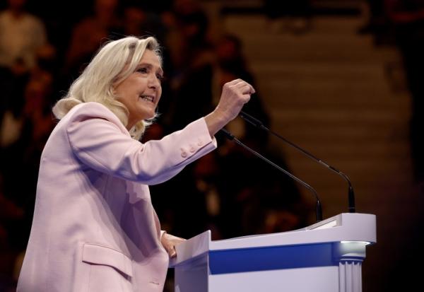 Marine Le Pen, candidate du RN à la présidentielle, le 25 octobre 2026 à Orléans