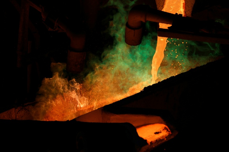 Opérations de fusion du cuivre à la mine d'El Teniente, la plus grande mine souterraine de cuivre au monde, à Machalí, près de Rancagua, au Chili, le 2 avril 2025