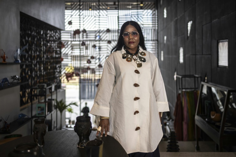 Reni Folawiyo, fondatrice d'Alára, concept-store de mode et de décoration de luxe, le 20 août 2025 à Lagos, au Nigeria