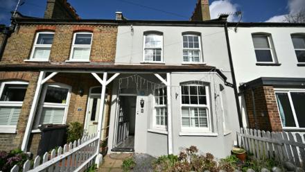 La maison (c) où David Bowie a passé son adolescence, à Bromley, dans la banlieue de Londres, le 11 mars 2026